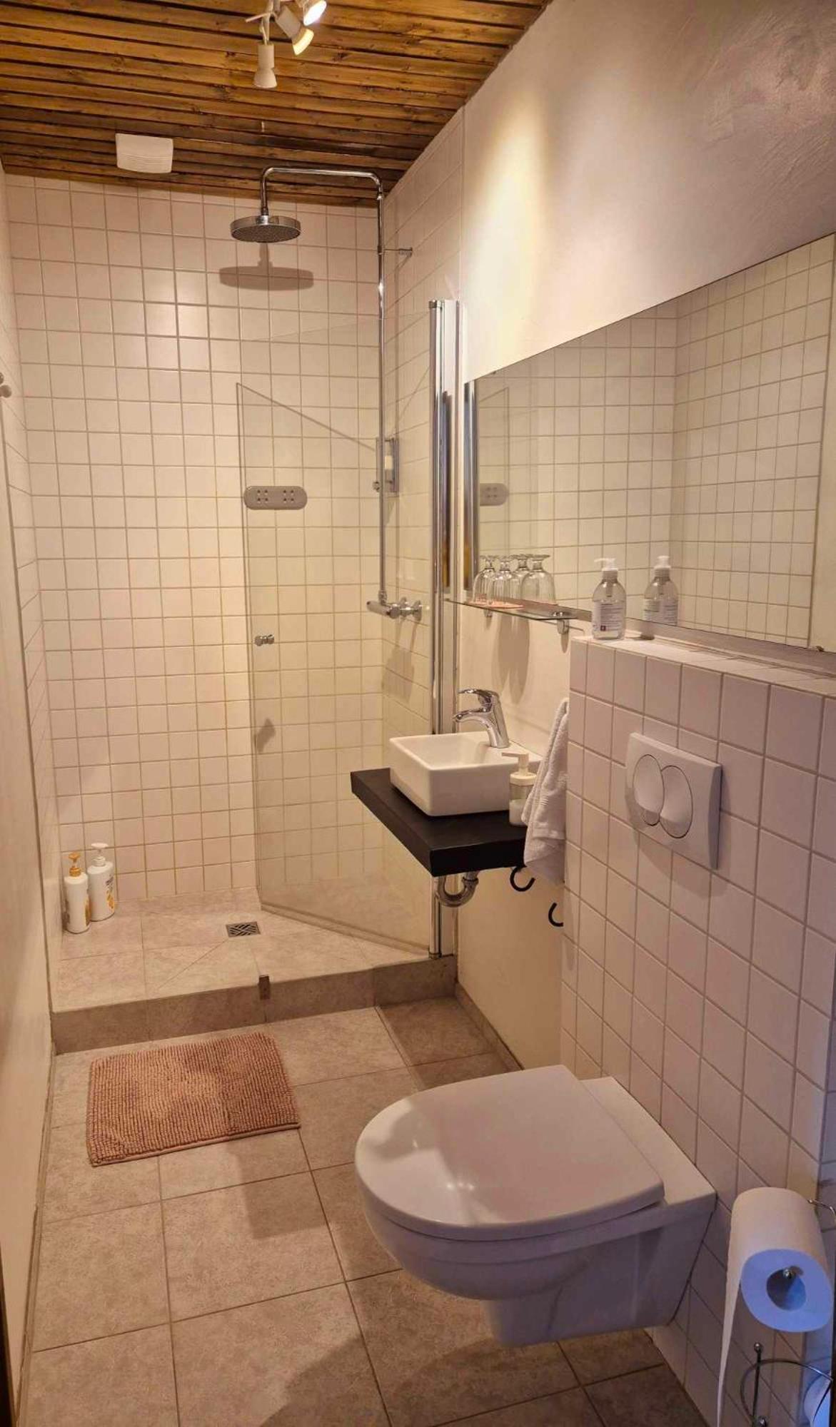 Beautiful Guestroom To Rent With A Mountain View Логарватн Экстерьер фото